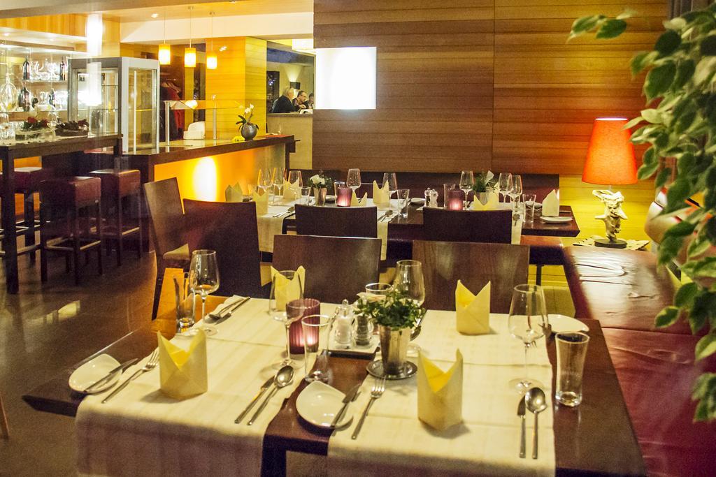 Komfort Appartements Serviced By Auhof Kaprun Ngoại thất bức ảnh